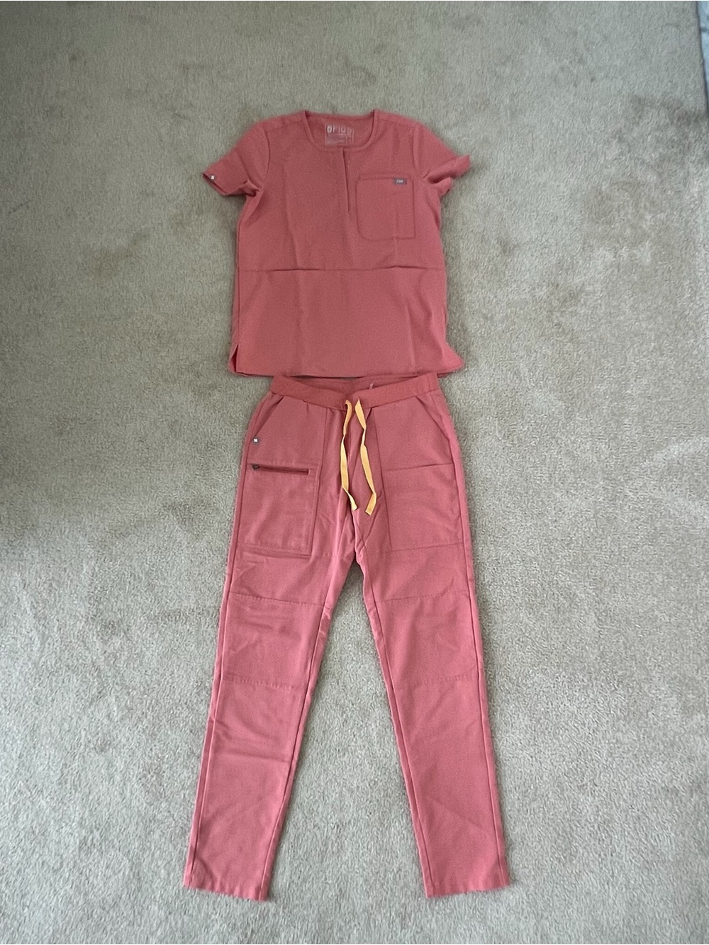 Figs Kids Coral Short-Sleeve Top & Drawstring Pant Pajama Set